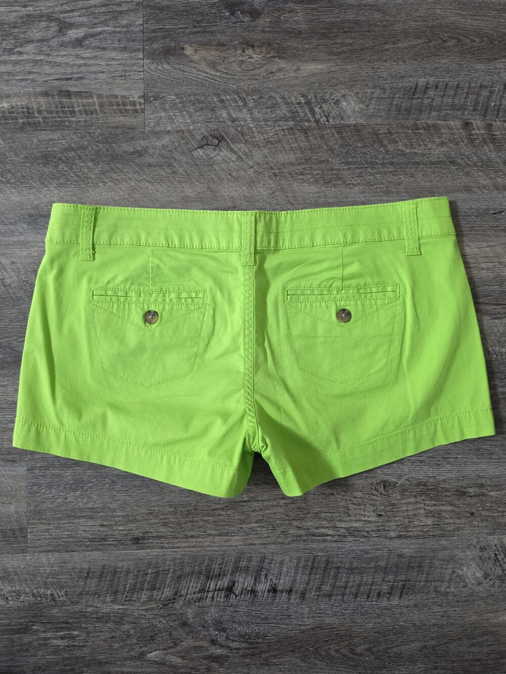 New Stretch Low Rise Shorts - Picture 3 of 5